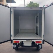 xe tải suzuki truck 500kg thùng kín 3 cửa (cửa hông)